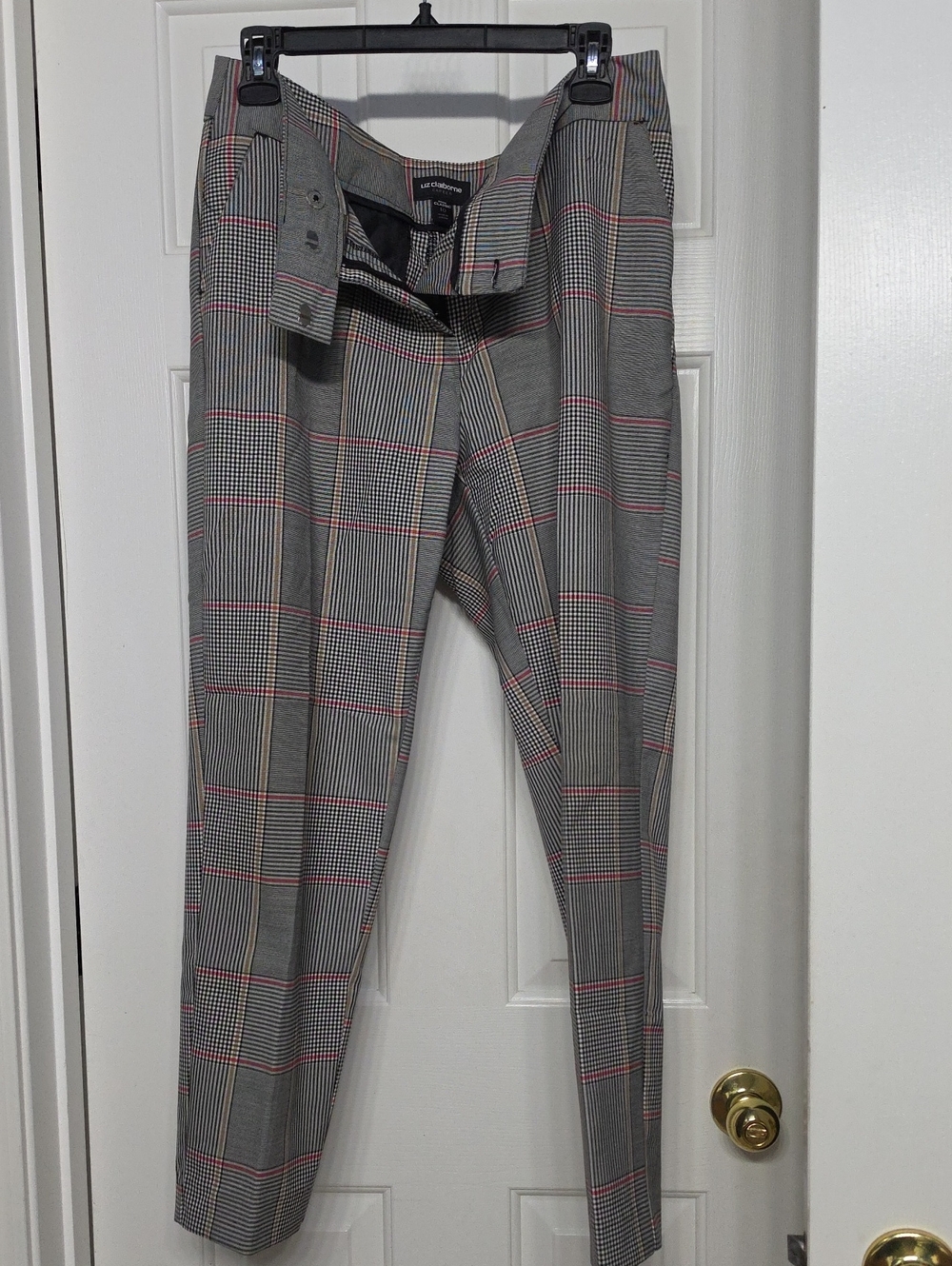 Liz Claiborne Gray Plaid Ankle Dress Pants with Red Windowpane